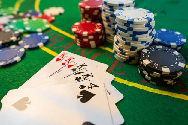 Live dealer streaming from multi-camera studio